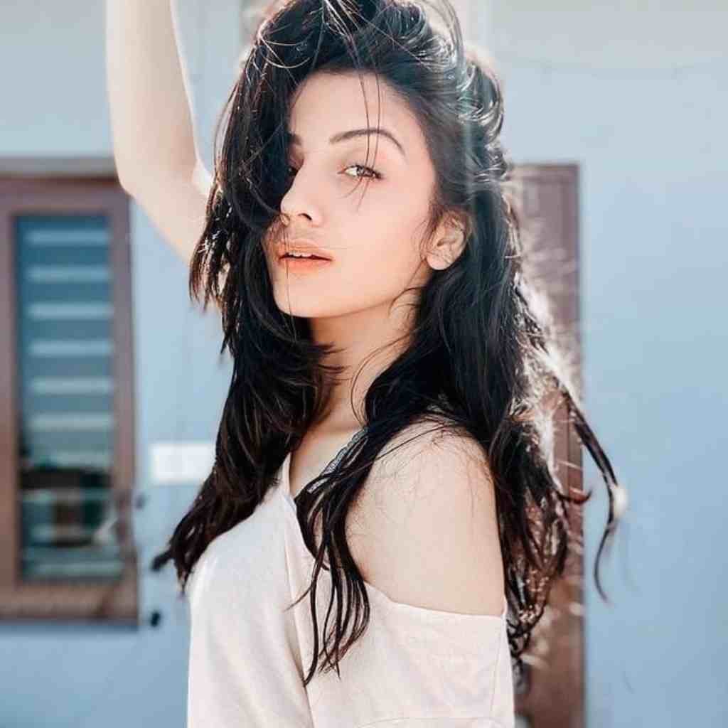 Cute WhatsApp DP for Girls