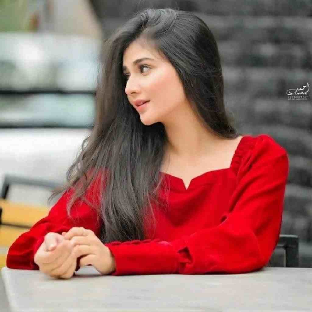 Cute WhatsApp DP for Girls