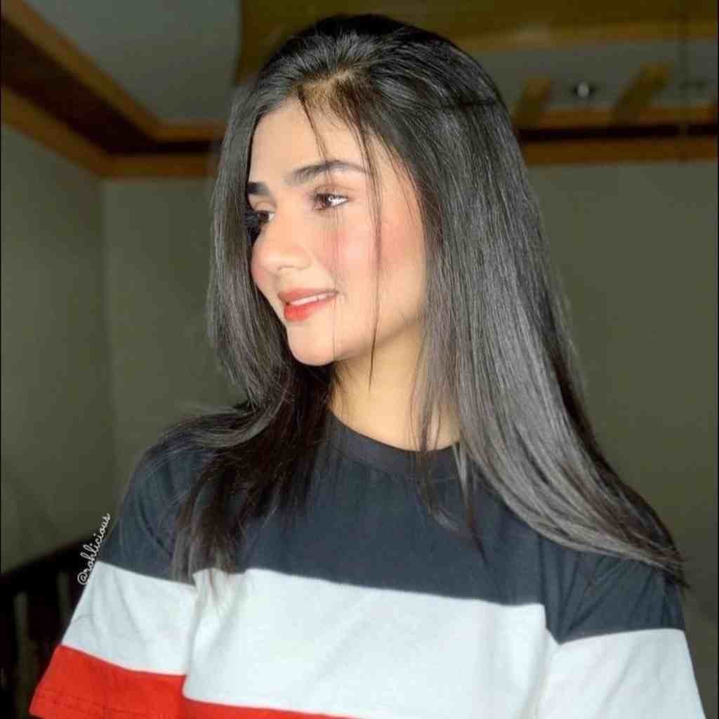 Cute WhatsApp DP for Girls