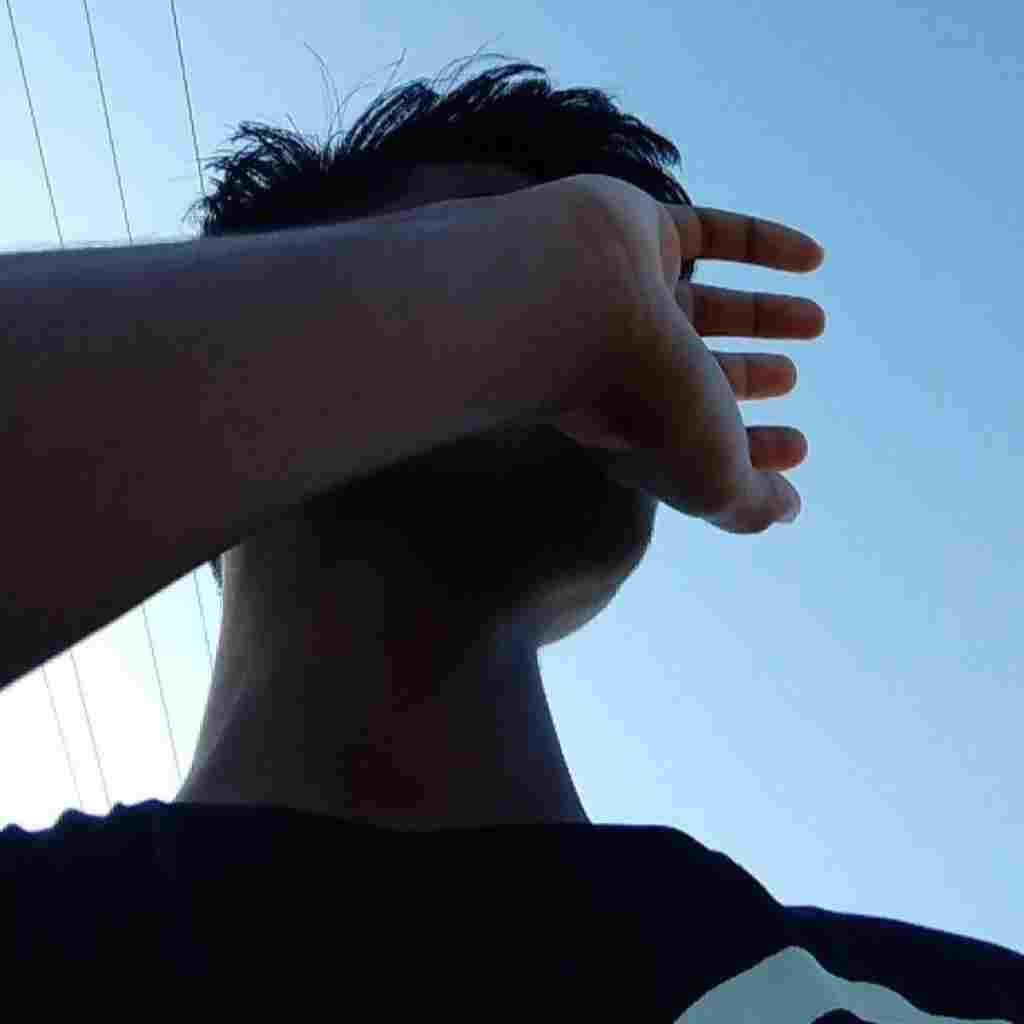 Hidden Face Single Instagram DP Boy