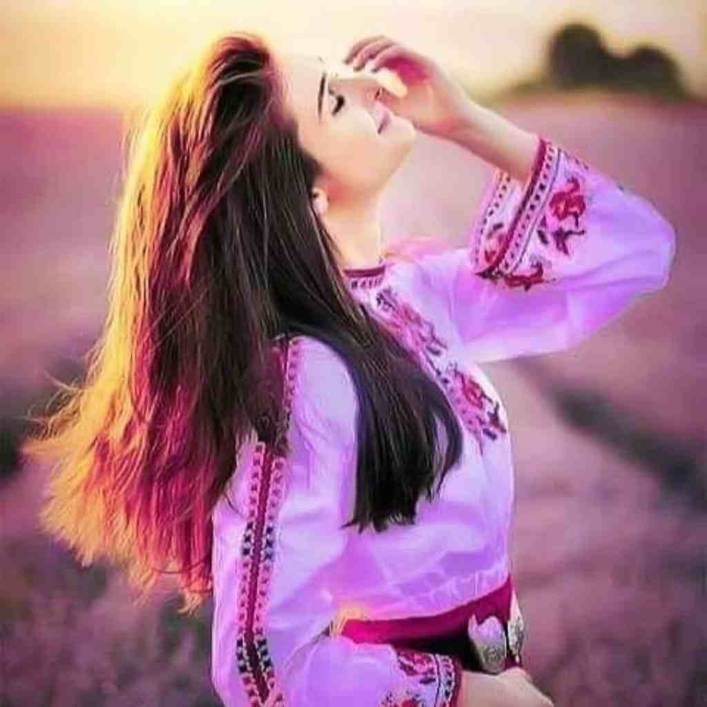 Unique WhatsApp DP for Girls