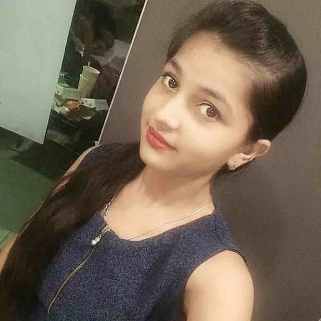 Unique WhatsApp DP for Girls