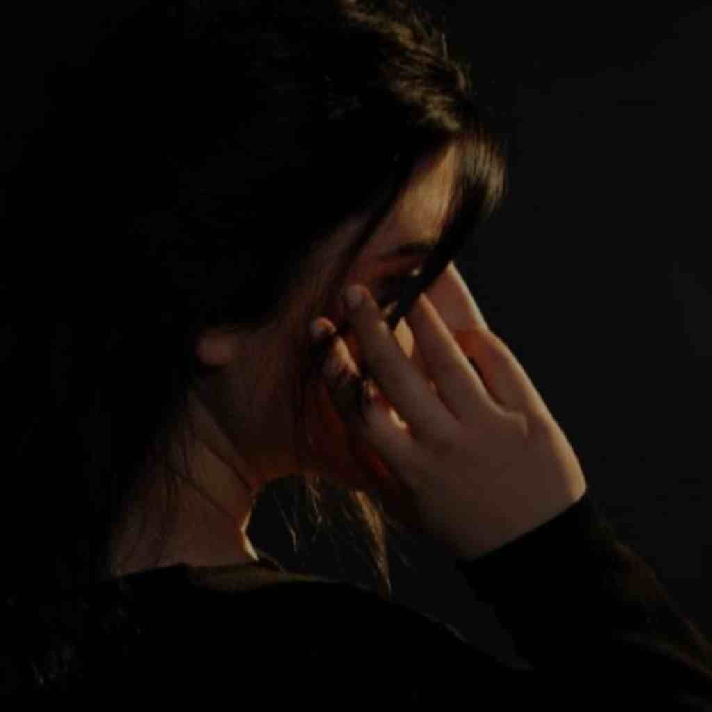 Very Very Sad DP Girl