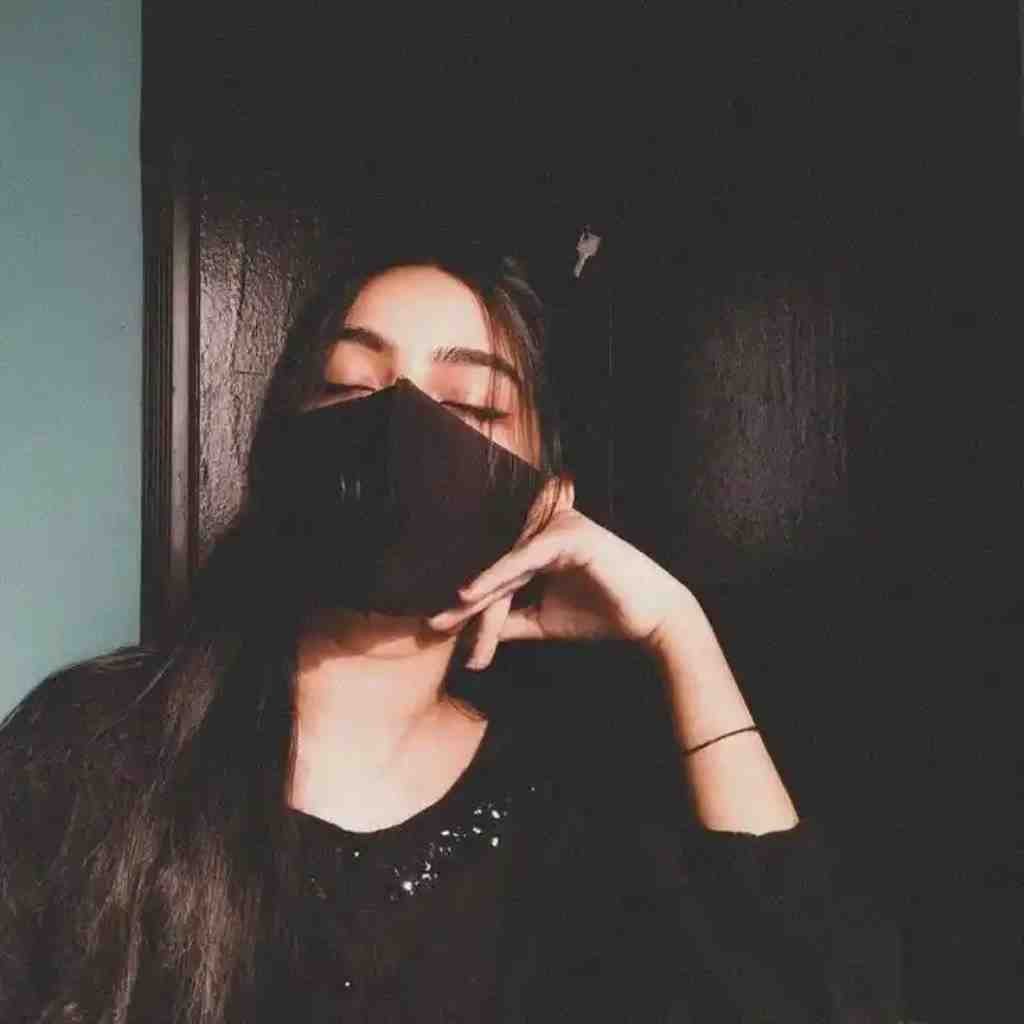 WhatsApp DP For Girls