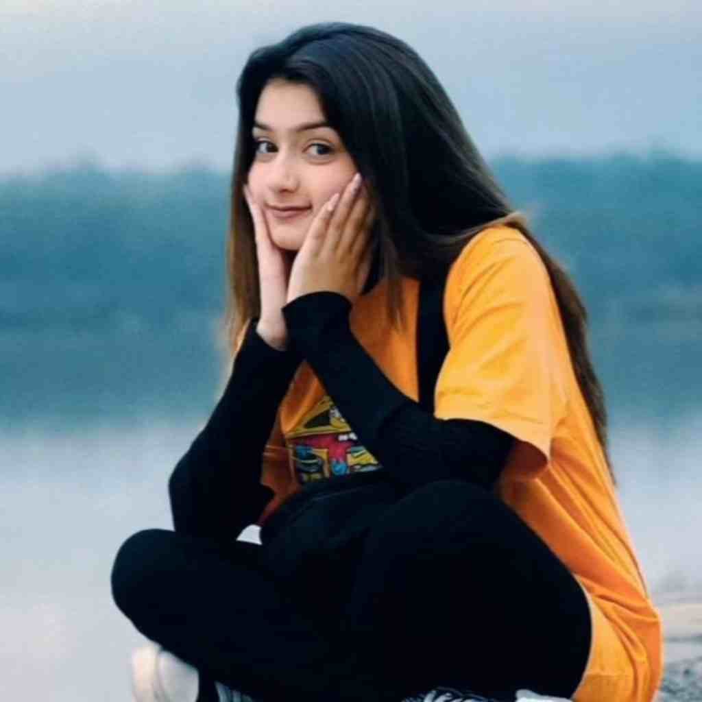 WhatsApp DP for Girls Attitude