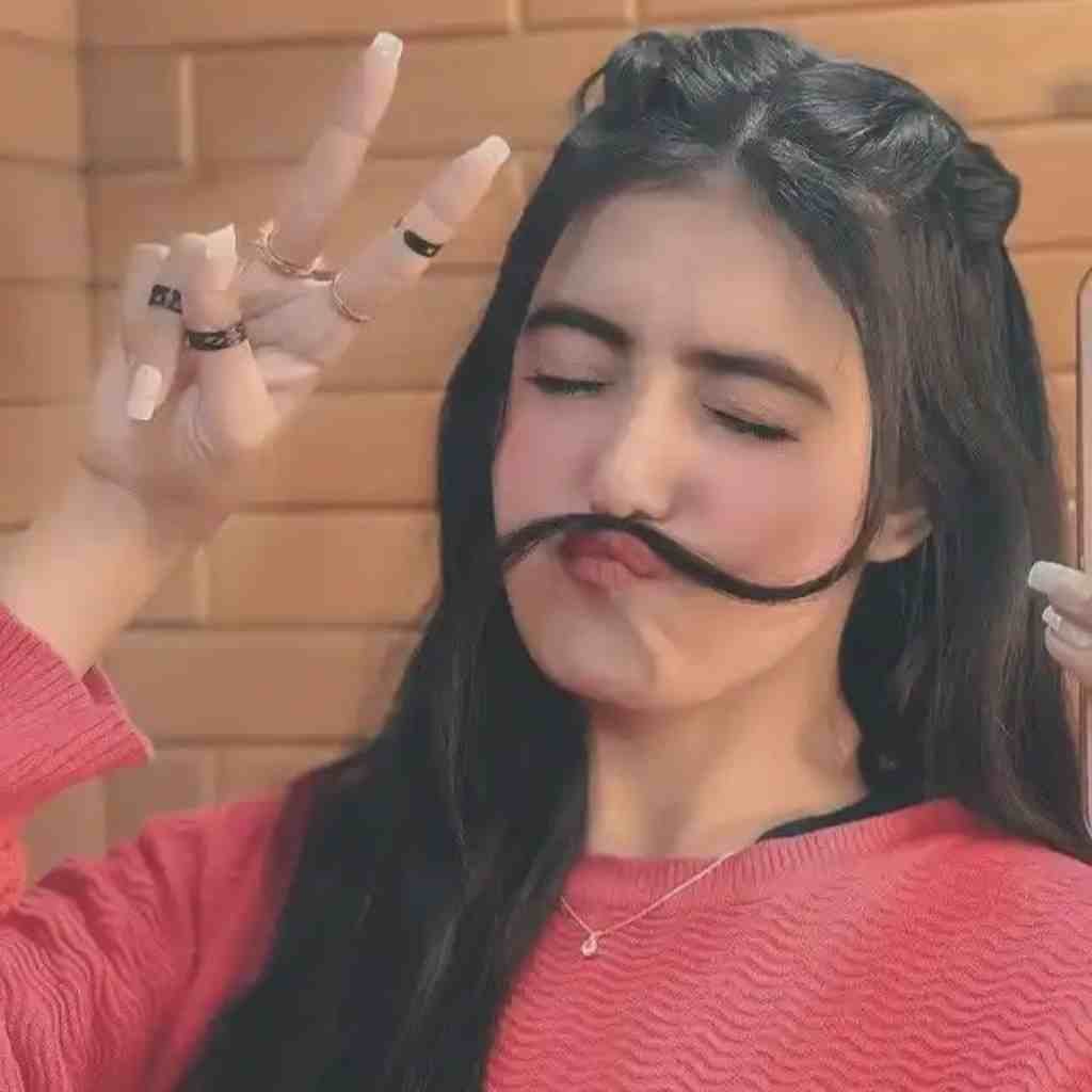 WhatsApp DP for Girls Attitude